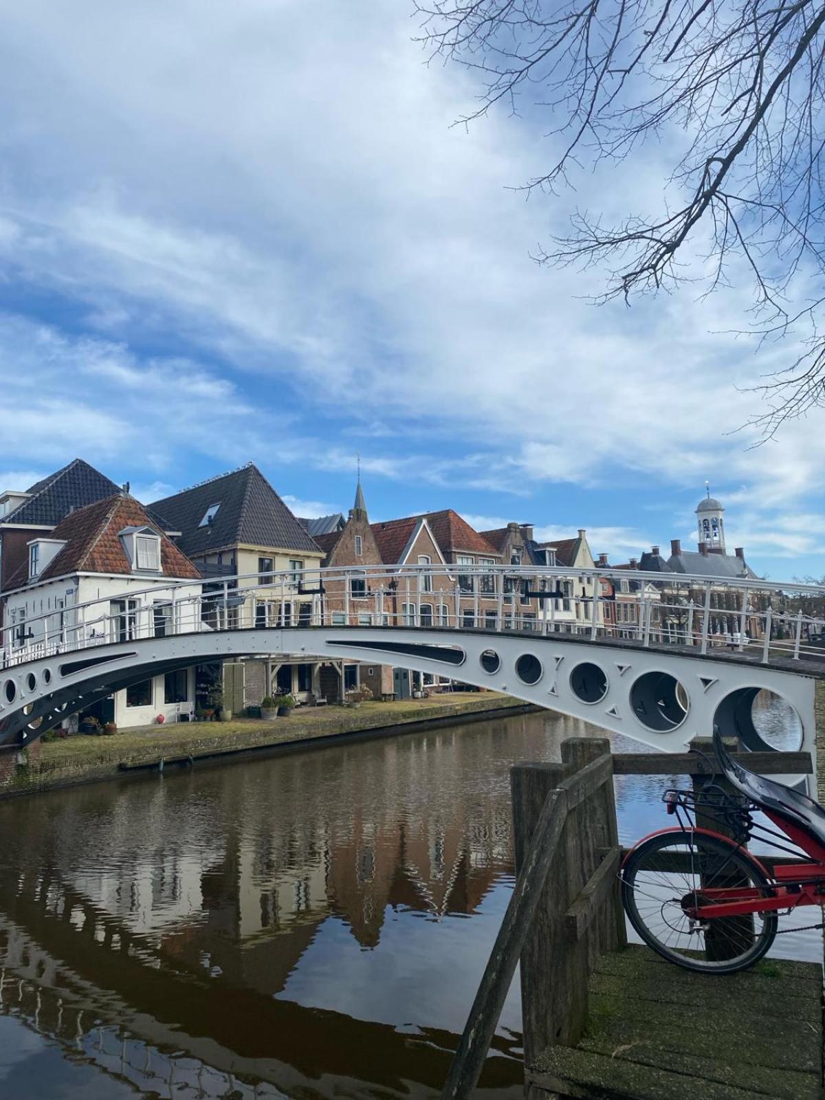 Stadslogement Het Keerpunt Dokkum Luaran gambar
